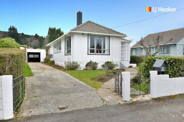 Photo of property in 42 Balmain Street, Halfway Bush, Dunedin, 9010