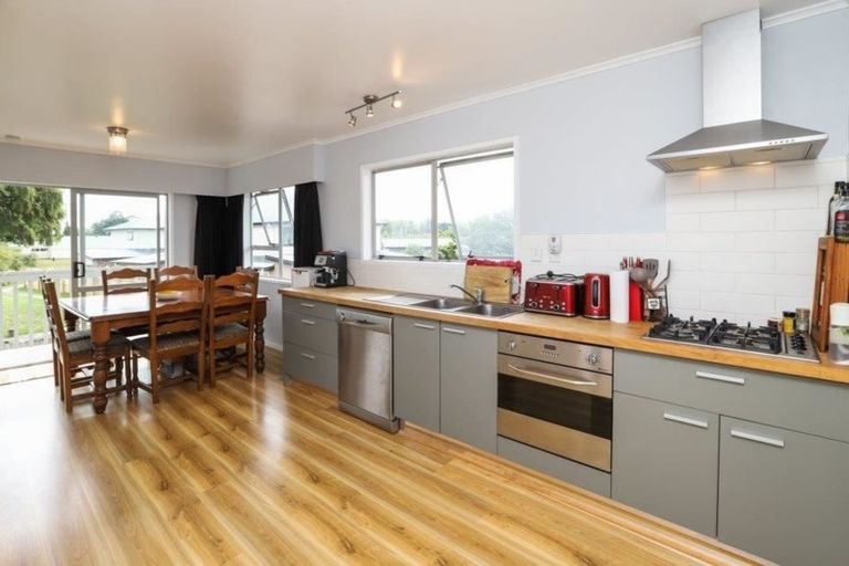 Photo of property in 65 Lewis Street, Glenview, Hamilton, 3206