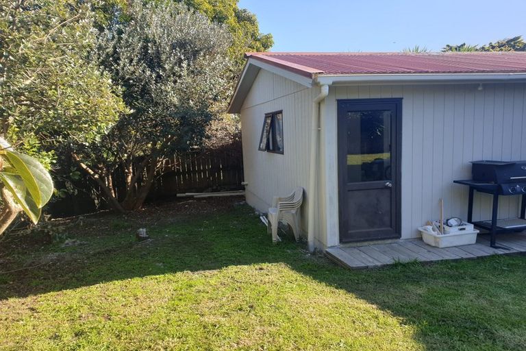 Photo of property in 19 Melleray Place, Randwick Park, Auckland, 2105