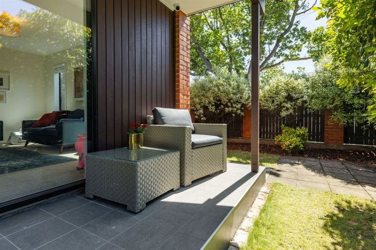 Photo of property in 2/114 Saint James Avenue, Papanui, Christchurch, 8053