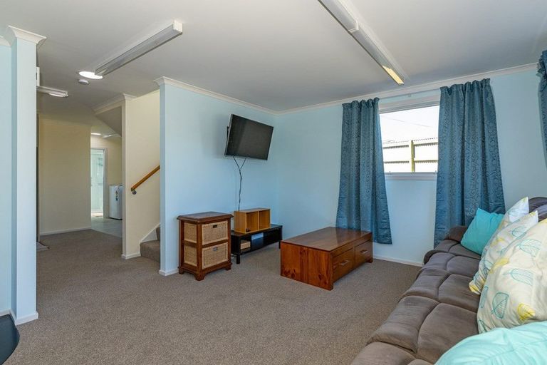 Photo of property in 35 Oban Street, Holmes Hill, Oamaru, 9401