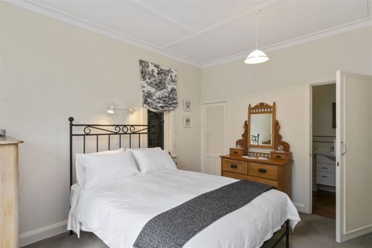 Photo of property in 10 Amapur Drive, Khandallah, Wellington, 6035