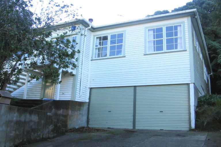 Photo of property in 60 Awarua Street, Ngaio, Wellington, 6035