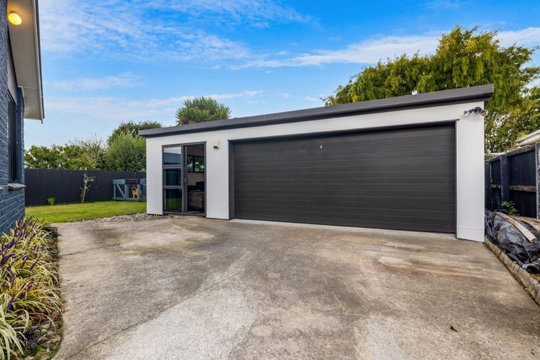 Photo of property in 9 Wolsey Place, Hillmorton, Christchurch, 8025