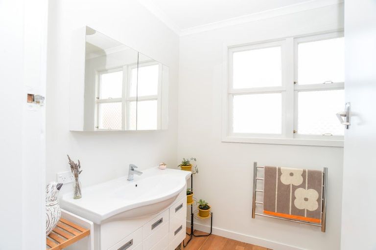 Photo of property in 58 English Avenue, Mornington, Dunedin, 9011