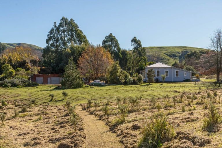 Photo of property in 1017b Longbush Road, Longbush, 5884