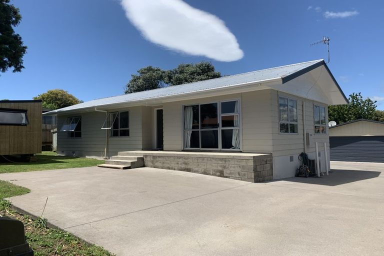 Photo of property in 13 Corinna Street, Welcome Bay, Tauranga, 3112