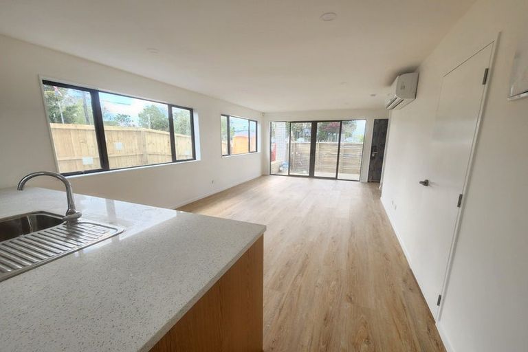 Photo of property in 1/8 Short Street, Papakura, 2110