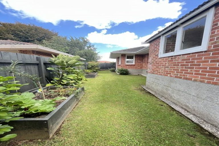 Photo of property in 1/16 Callis Avenue, Opaheke, Papakura, 2113