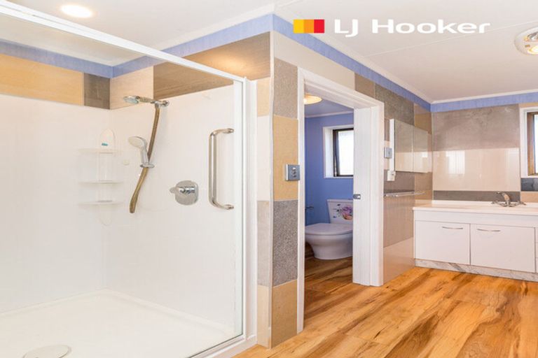 Photo of property in 5 Roseness Street, Palmerston, 9430