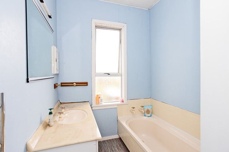 Photo of property in 787 Queens Drive, Waikiwi, Invercargill, 9810