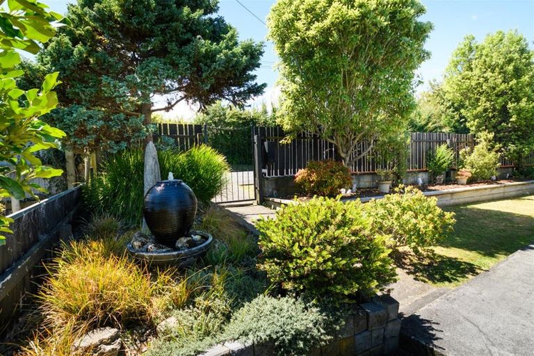 Photo of property in 20 Grey Street, Marton, 4710