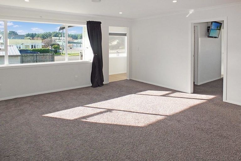 Photo of property in 18 Seabury Avenue, Foxton Beach, Foxton, 4815