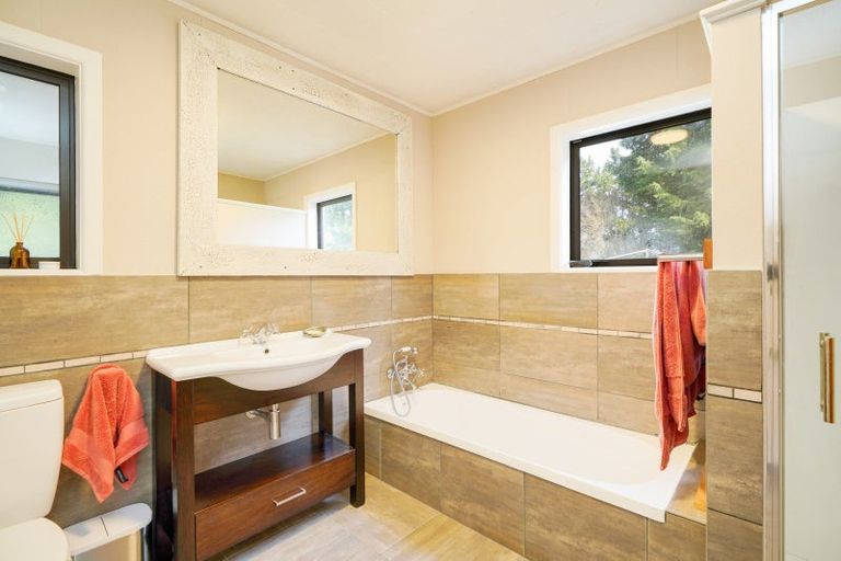 Photo of property in 98 Mcintosh Road, Otautau, 9683