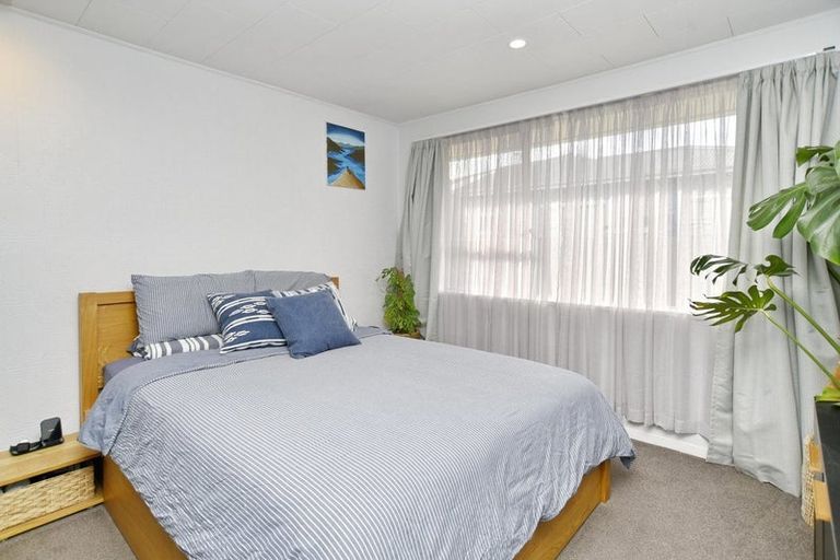 Photo of property in 2/144 Main North Road, Papanui, Christchurch, 8052