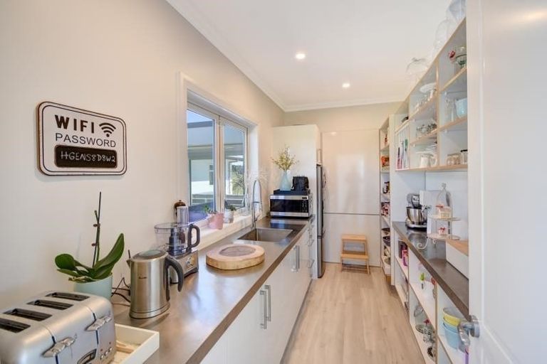 Photo of property in 73 Blackhead Road, Blackhead, Dunedin, 9076