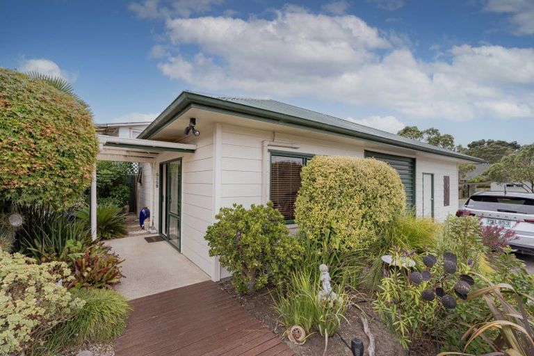 Photo of property in 244 Cook Drive, Whitianga, 3510