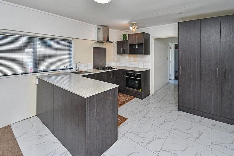 Photo of property in 90 Station Road, Papatoetoe, Auckland, 2025