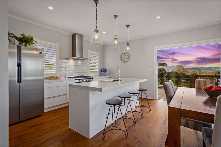 Photo of property in 7 Pheasant Lane, Waimauku, 0812