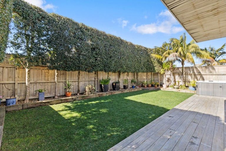 Photo of property in 1/7 Elizabeth Street, Orewa, 0931