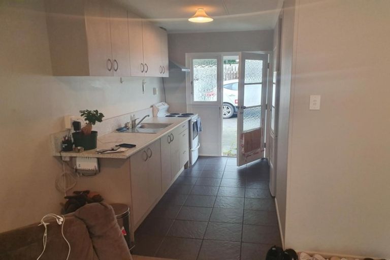 Photo of property in 1/39 Mangorei Road, Strandon, New Plymouth, 4312