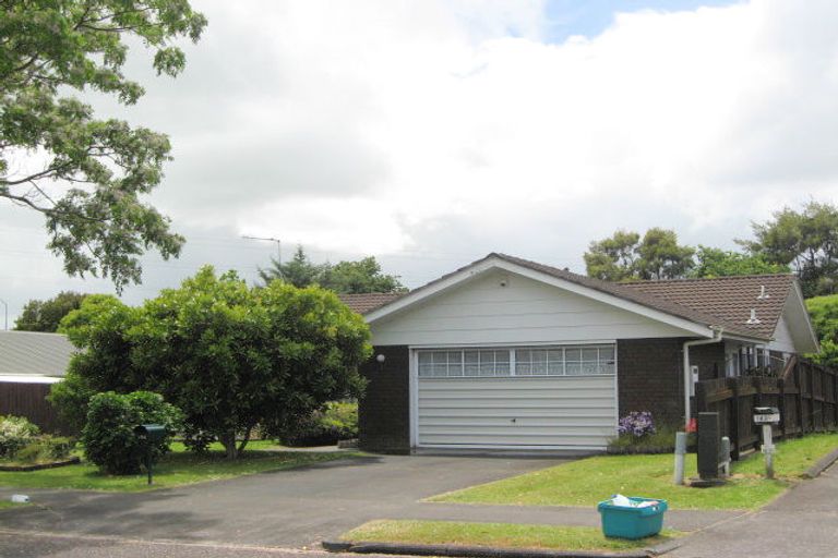 Photo of property in 185 Walter Strevens Drive, Conifer Grove, Takanini, 2112