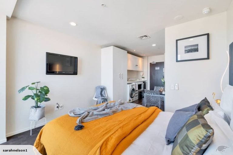 Photo of property in The Quadrant Apartments, 822/10 Waterloo Quadrant, Auckland Central, Auckland, 1010