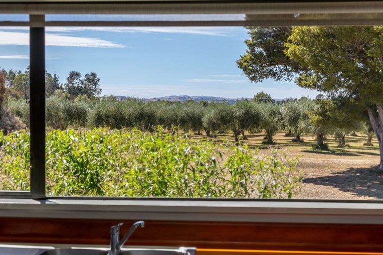 Photo of property in 17 Tararua Drive, Upper Plain, Masterton, 5888