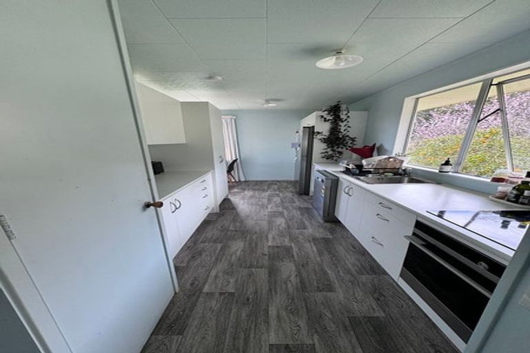 Photo of property in 24 Waimahanga Road, Onerahi, Whangarei, 0110