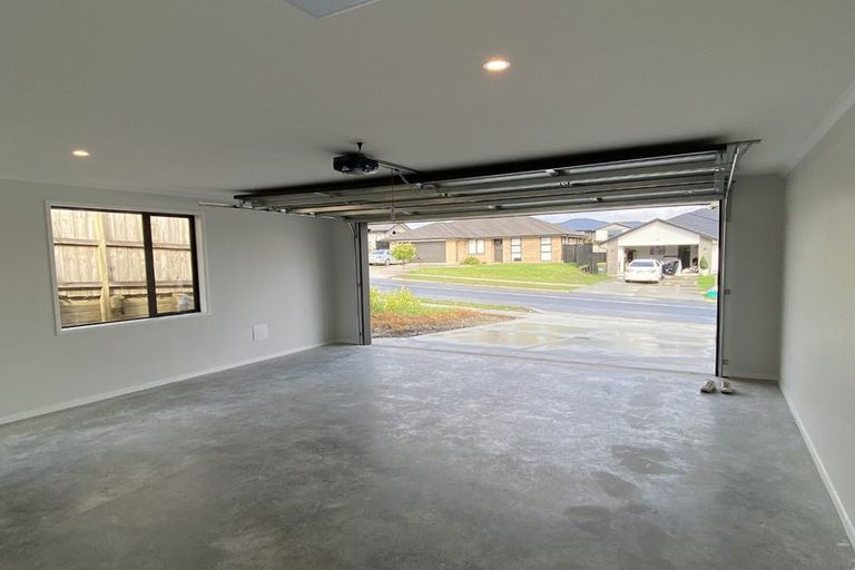 Photo of property in 12 Peter Bourne Drive, Pokeno, 2402