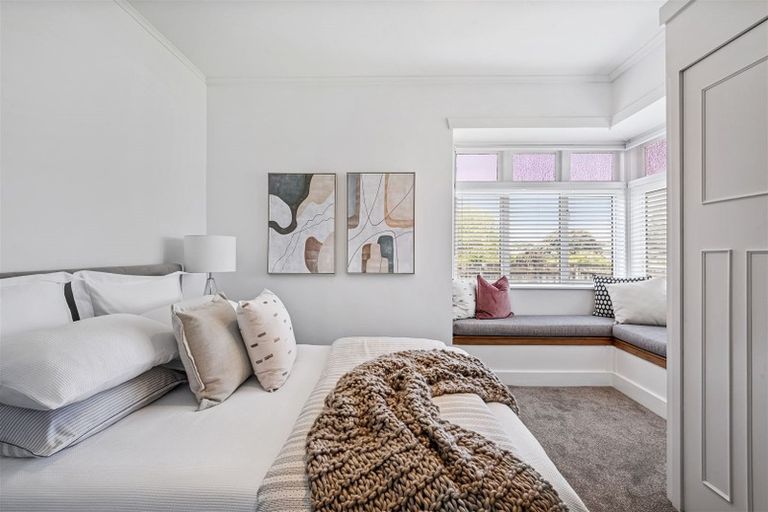 Photo of property in 1/35 Nile Road, Milford, Auckland, 0620