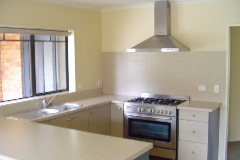 Photo of property in 4 Cascade Way, Paraparaumu, 5032