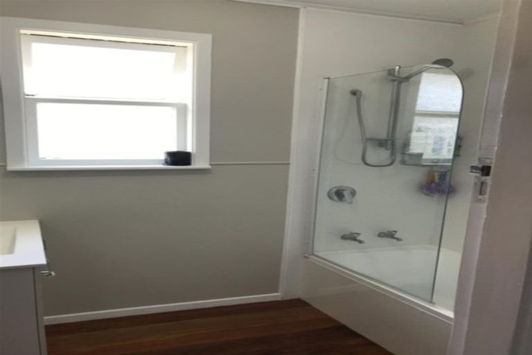 Photo of property in 14 Lear Street, Stratford, 4332