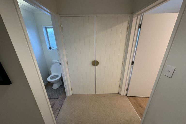 Photo of property in 8a Langton Road, Stanmore Bay, Whangaparaoa, 0932