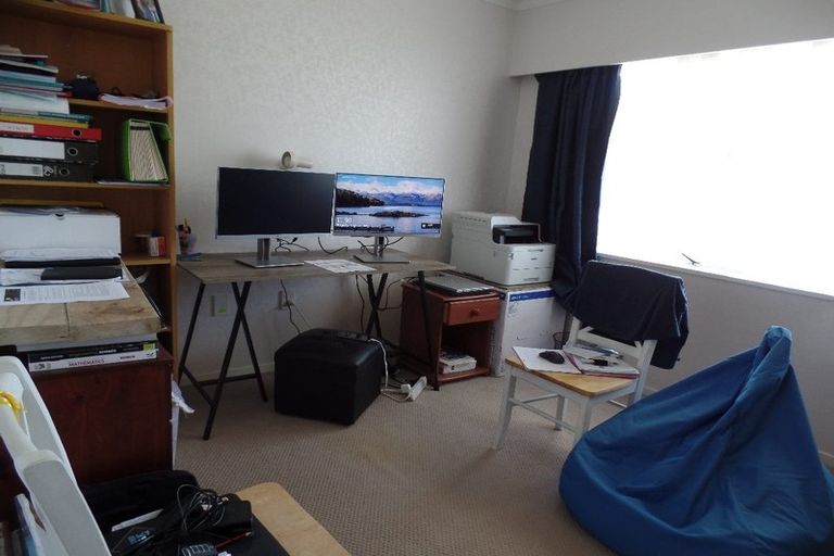 Photo of property in 2 Tupaea Place, Otumoetai, Tauranga, 3110