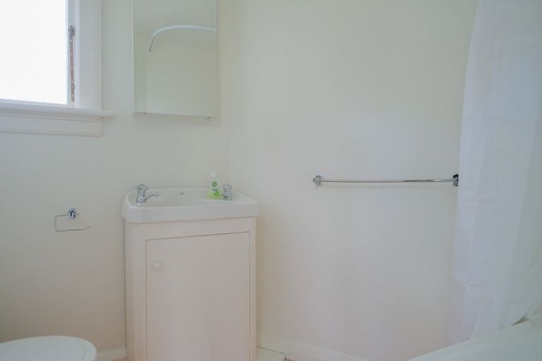 Photo of property in 27 Murray Street, Caversham, Dunedin, 9012