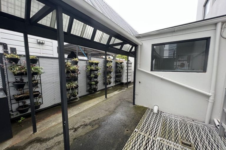 Photo of property in Avon Flats, 9/217 The Terrace, Wellington Central, Wellington, 6011