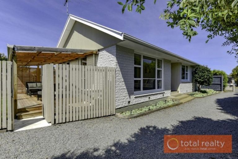 Photo of property in 30 Fern Drive, Halswell, Christchurch, 8025