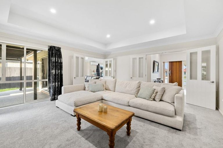 Photo of property in 55 Overbury Crescent, Rolleston, 7614