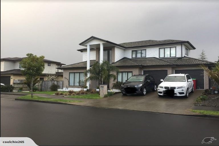 Photo of property in 29 Midhurst Avenue, Henderson, Auckland, 0612