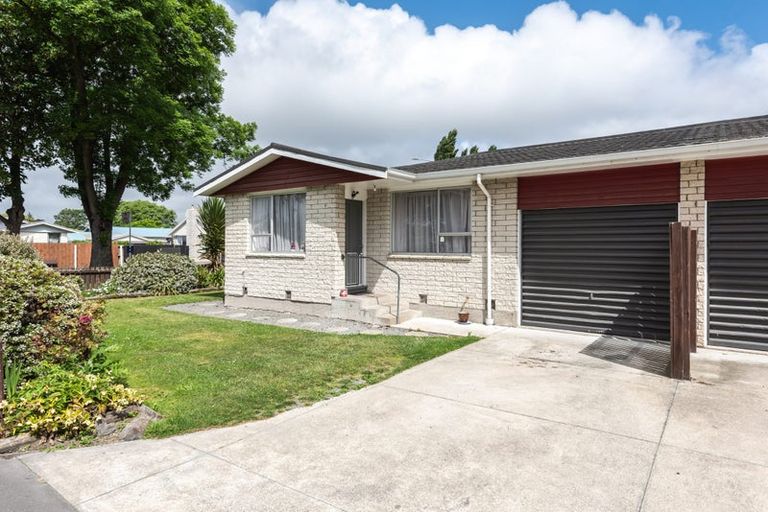 Photo of property in 1/3 Cavendish Road, Casebrook, Christchurch, 8051