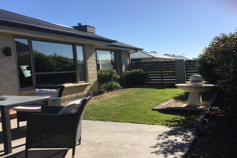 Photo of property in 8 Moa Street, Pegasus, 7612
