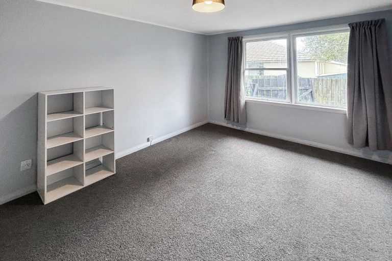 Photo of property in 15 Avro Crescent, Hornby, Christchurch, 8042