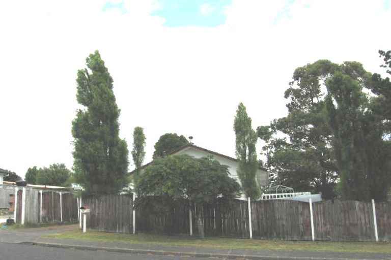 Photo of property in 82 Lynn Road, Bayview, Auckland, 0629