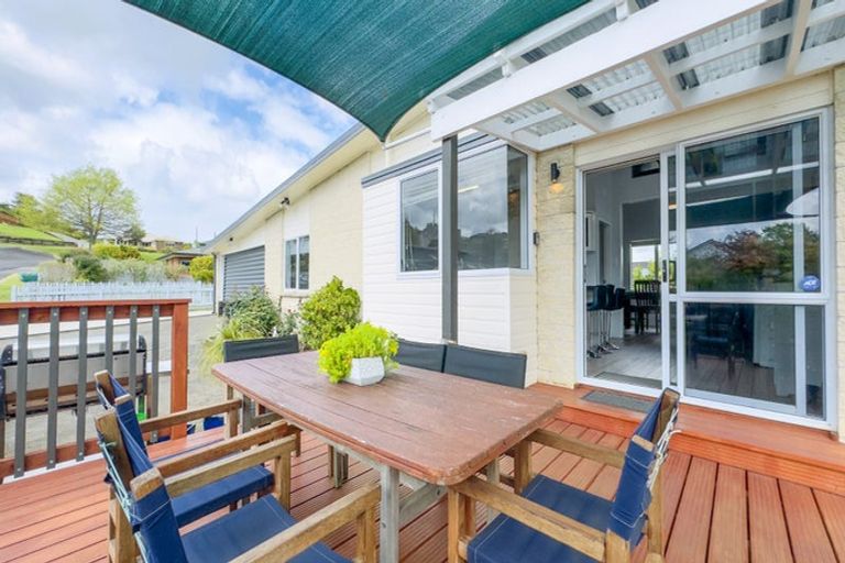 Photo of property in 1 Ohinemuri Place, Paeroa, 3600
