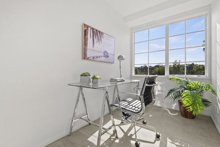 Photo of property in 111 Deep Creek Road, Torbay, Auckland, 0630