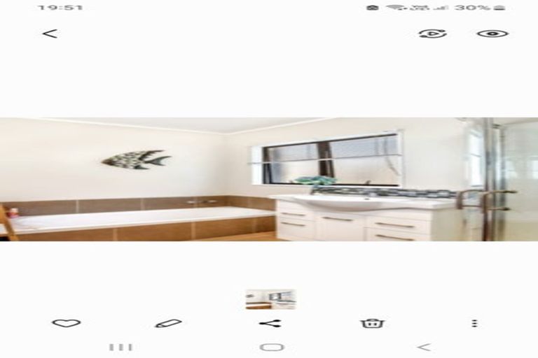 Photo of property in 2/44 Darren Crescent, Half Moon Bay, Auckland, 2012