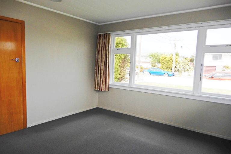 Photo of property in 19 Glendale Crescent, Holmes Hill, Oamaru, 9401