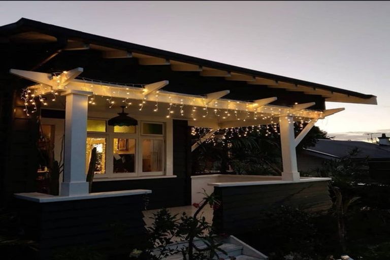 Photo of property in 1/3 Oates Road, Glen Eden, Auckland, 0602