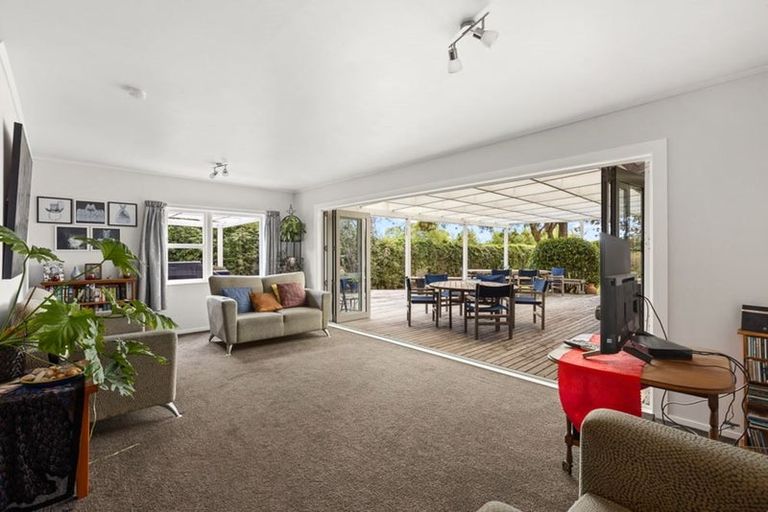 Photo of property in 71 Jones Road, Tawharanui Peninsula, Warkworth, 0986